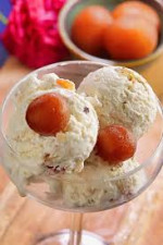 Gulab Jamun With Ice-Cream